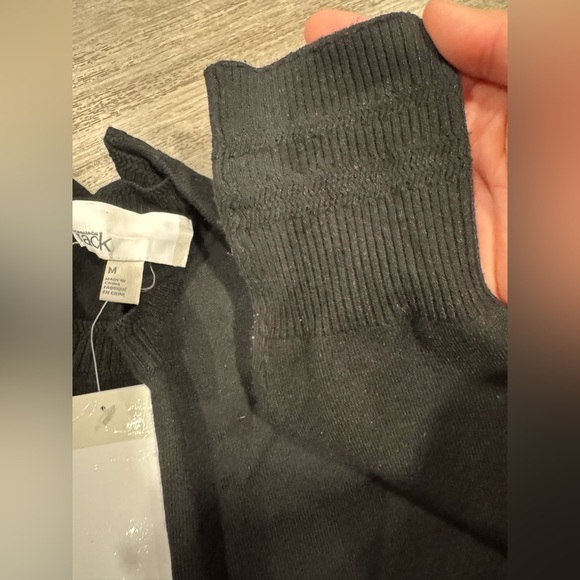 Sophisticated Long Sleeve Black Dress - Picture 10 of 11